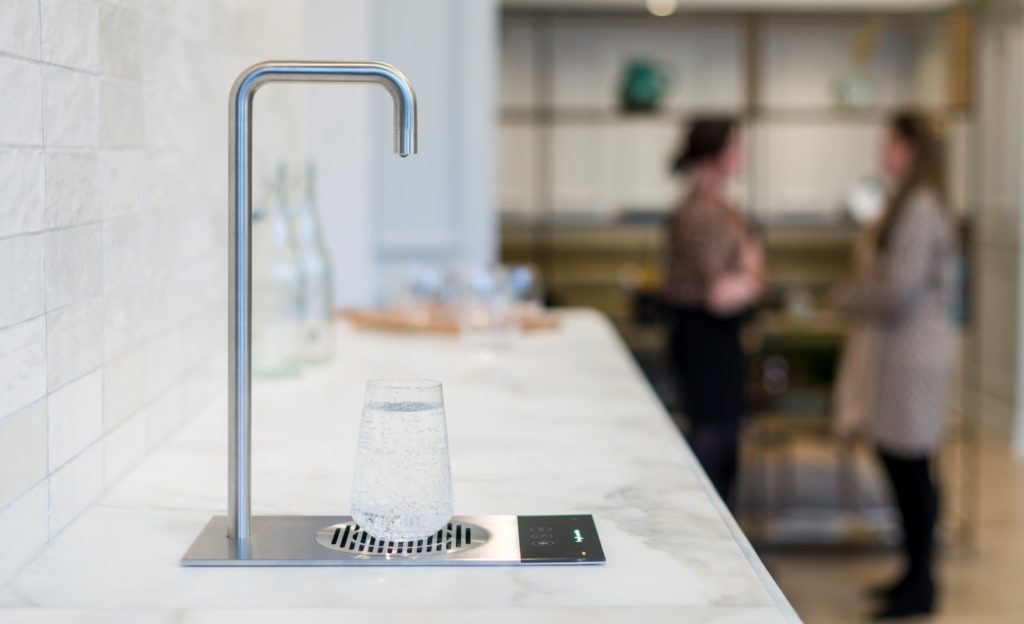 Pleyce ambiance fontaine à eau de bureau Alta